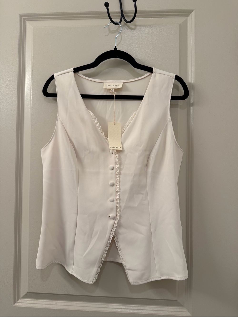 NWT Melloday Cream Lace Trim Longline Button Up Vest Top Reformation Dupe Size M